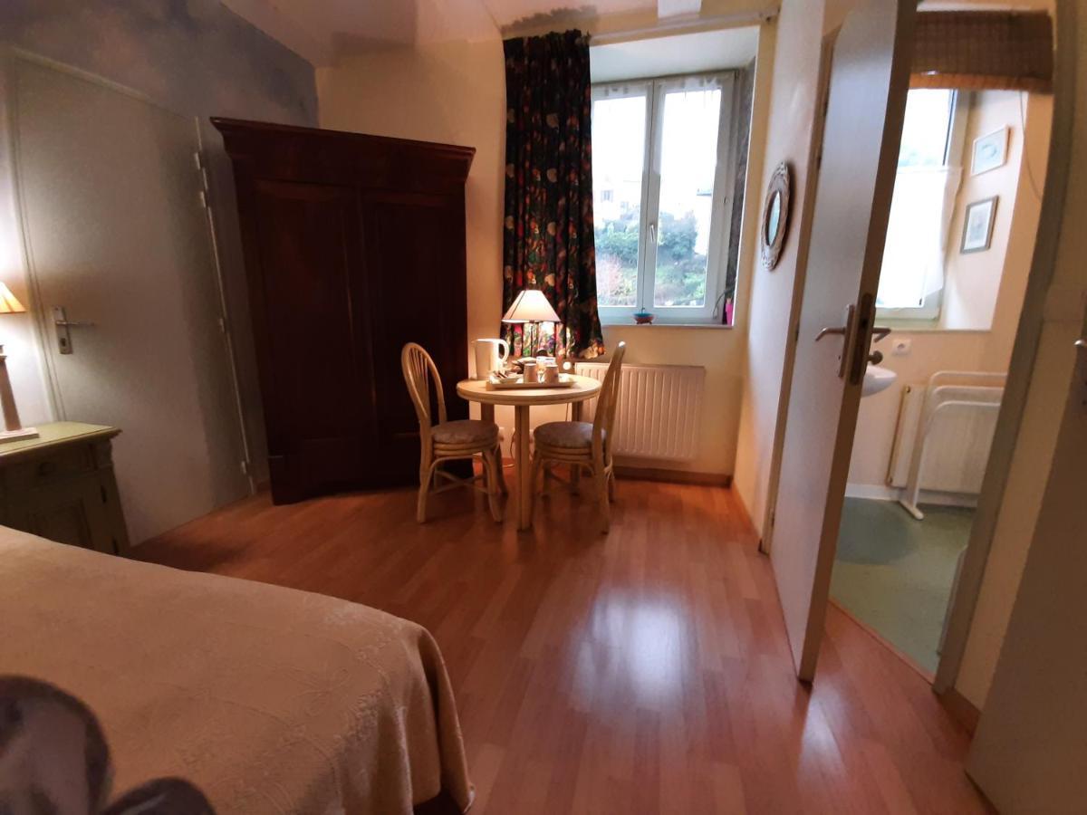 Bed and Breakfast Au Fil De Lods Exterior foto